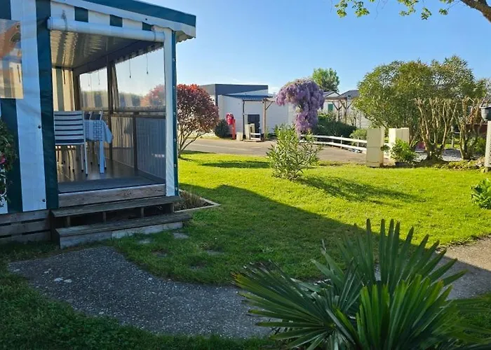 Le De Moune - Au Bord De L'ocean *